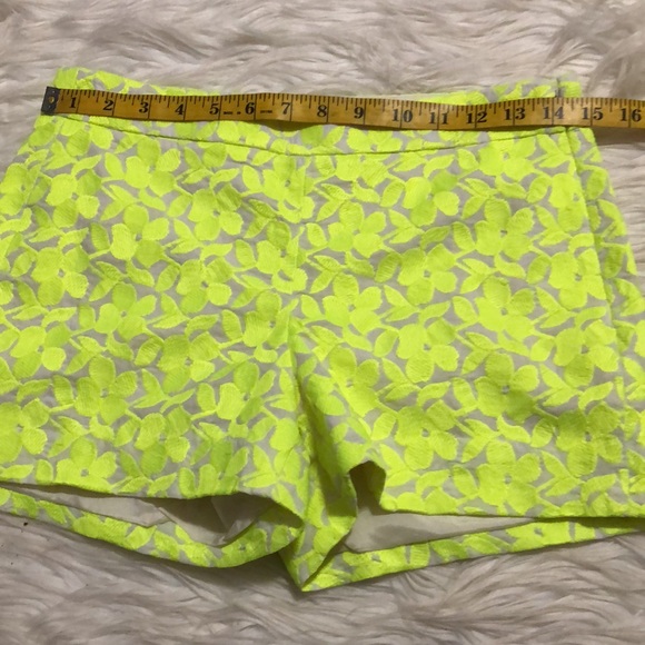 J Crew Bright green Embroidered Floral design shorts sz 0 - Picture 5 of 8